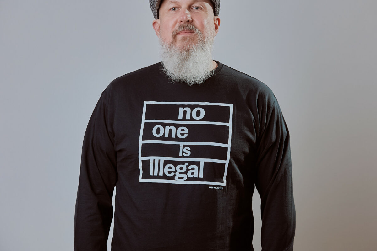 NO ONE IS ILLEGAL longsleeve t-shirt